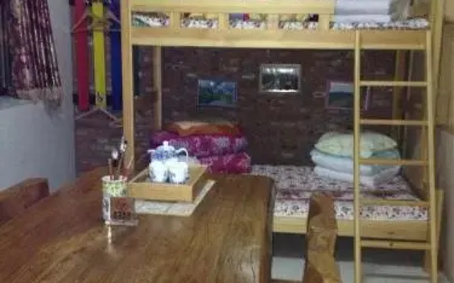 Red House 165 - 3 You shun hostel