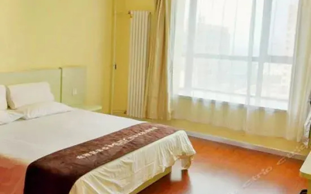 Hanting Express Hebi He Bi Yu Long Ai Zhi City
