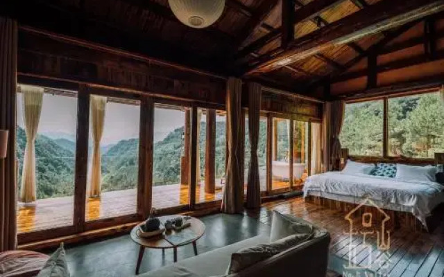 No.5 Valley Lodge