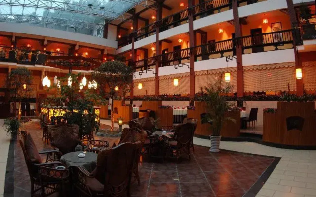 Mount Emei Peace Hotel