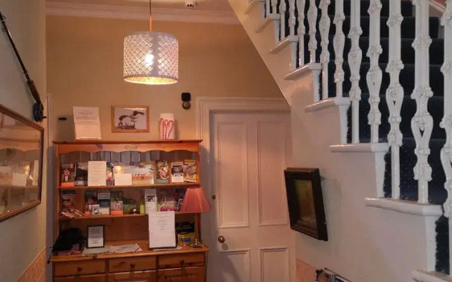 Birnam Guest House