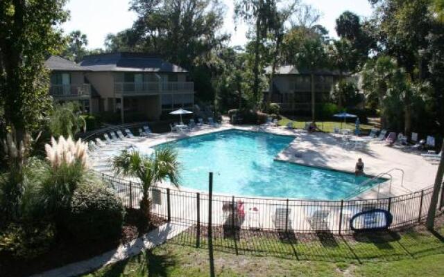 Tennismaster 302 by RedAwning