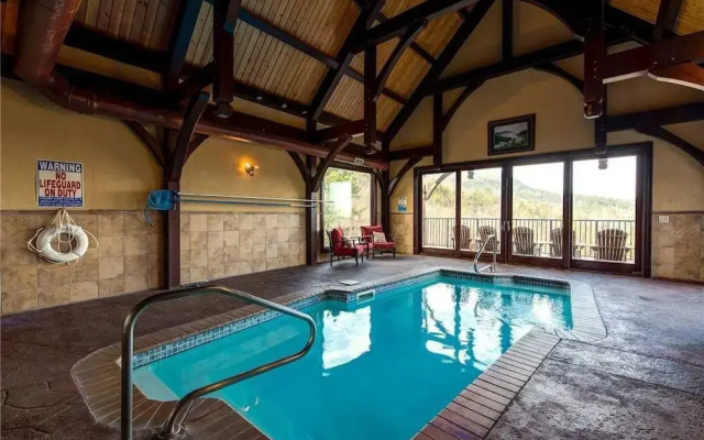 Pool On Summit Point - Four Bedroom Cabin