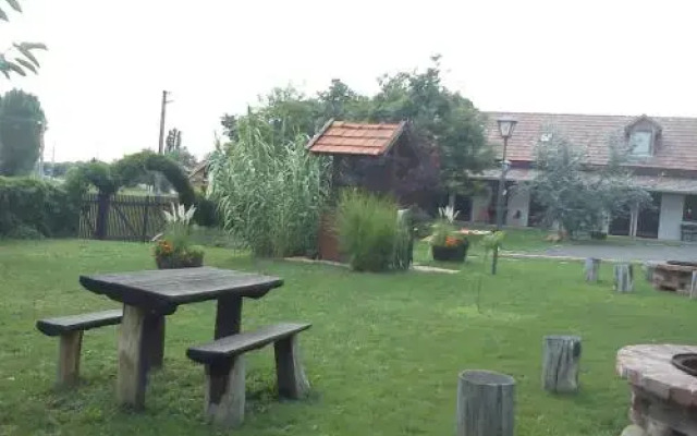 Kiad-Lak Apartmanok