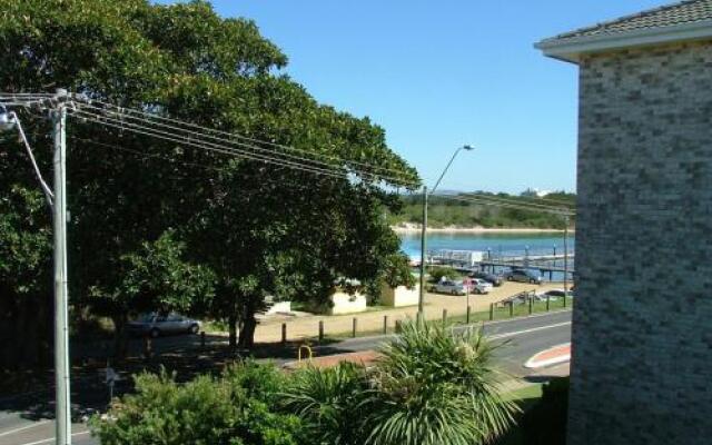 Renas Court, Unit 6, 72 Little Street