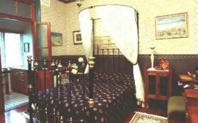 Sirens Bed & Breakfast