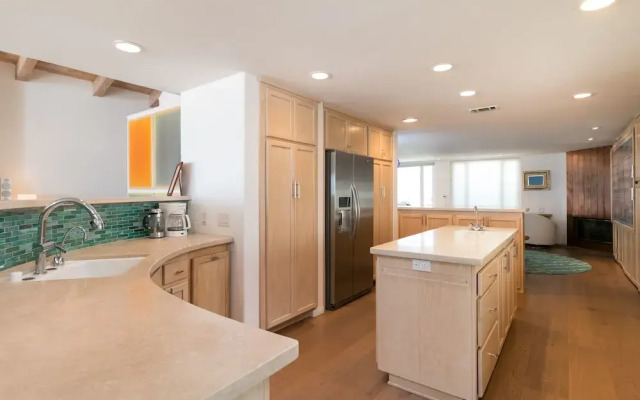 Hollywood Beach is Your Backyard by RedAwning