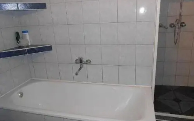 Tamás Bátya Kunyhója