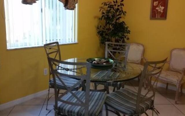 Charming Kendall Home