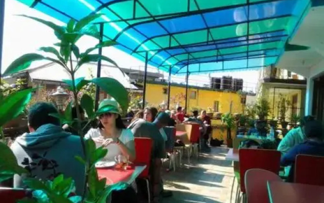 Green Hotel