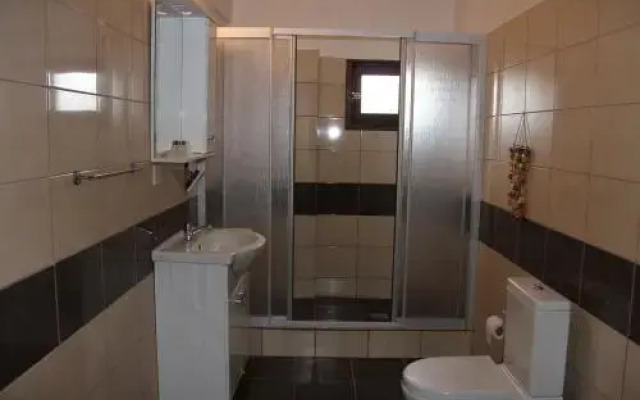 Betül Guest House