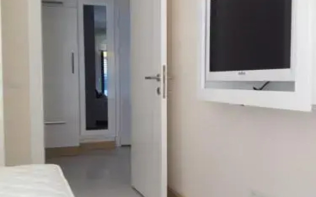 Granada City Elena Apartment