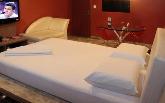 Hipnose Motel (Только для взрослых)