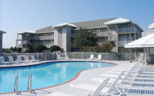 Romar Lakes 205B by RedAwning