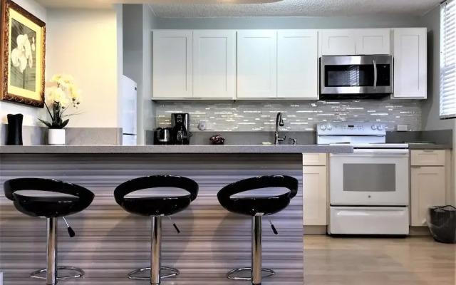 Waikiki Garden Villa