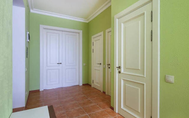 Apartment Kolokolnaya