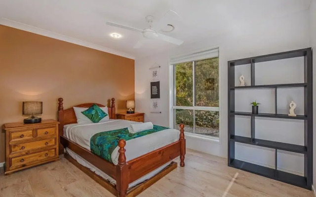 Coolum House, Pet Friendly