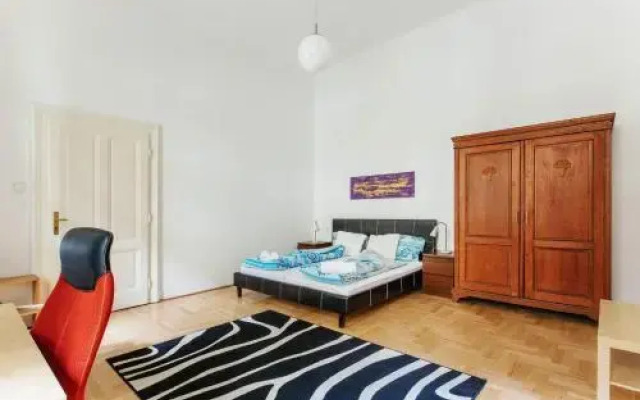 Inner City Apartment - Hold utca