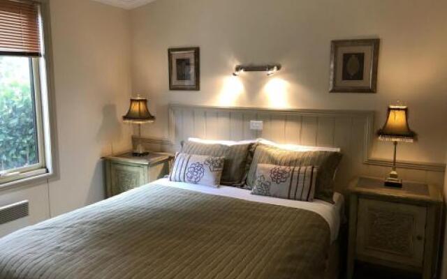 Autumn Affair Cottage 7