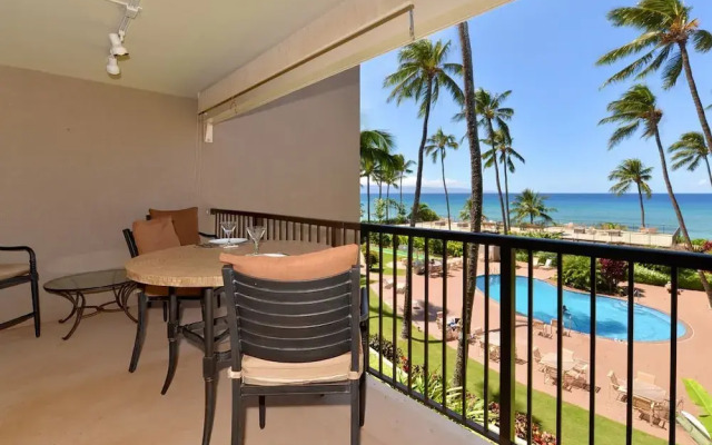 Hale Ono Loa #316 by RedAwning