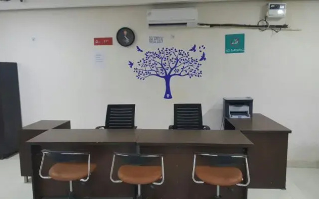OYO Rooms Noida Expressway Sector 44