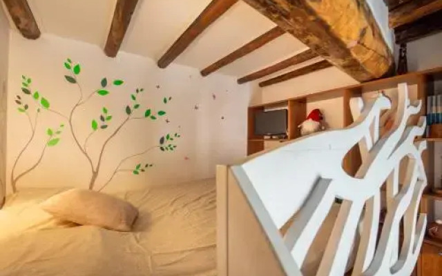 Pellegrino Apartment