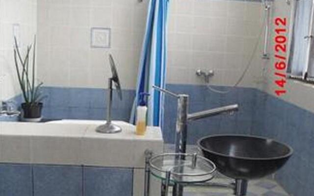 Fortuno Bed & Breakfast Lembang