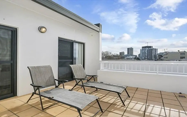 The Apartment Service SANT4