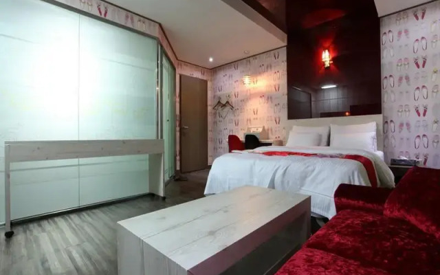 Wow hotel