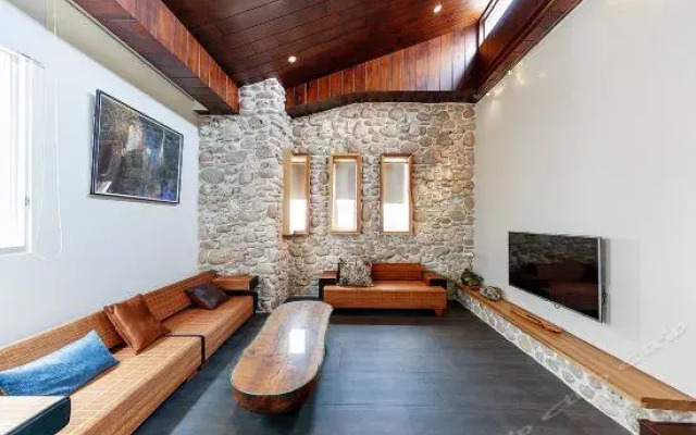 Laiyu Family Suite