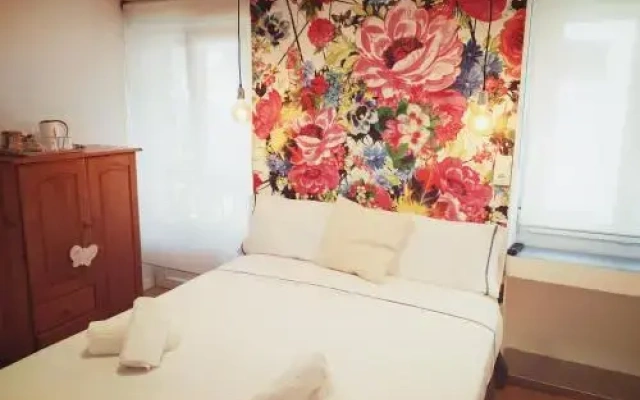 Rin Rooms
