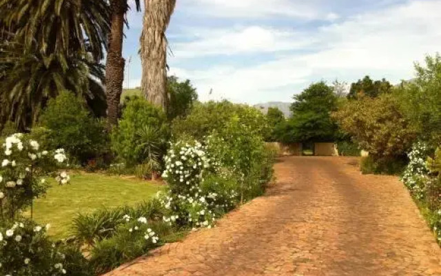 B&B Sauvignon Country Lodge