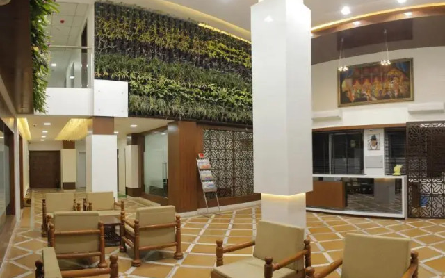 Hotel Raviraj