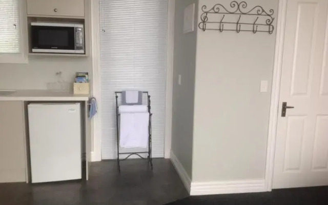 Brightwater Views Boutique Apartment
