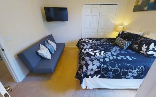 ACO FAMILY - 4Bd with pool ( 1707)