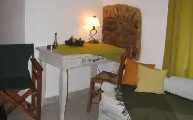 Porfyrousa Traditional Hotel