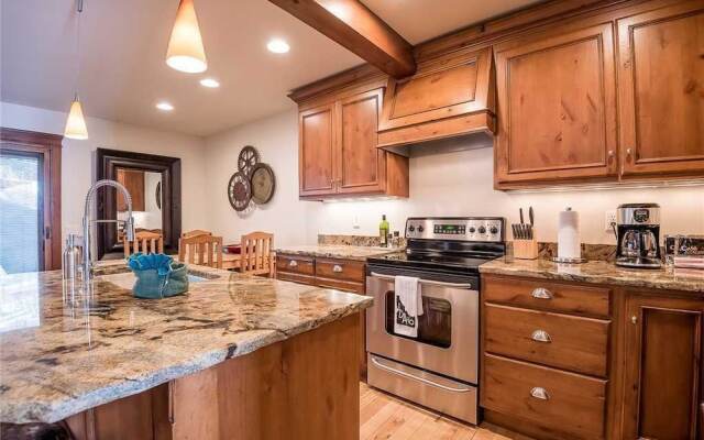 Andora 102 - 2 Br Condo