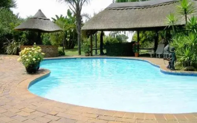 Guinea Lodge