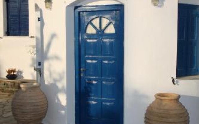 Paradise Place Sifnos
