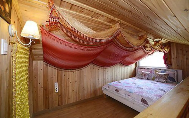 Gapyeong Areummaru Pension