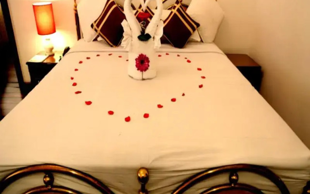Aveda Hotel Kamal