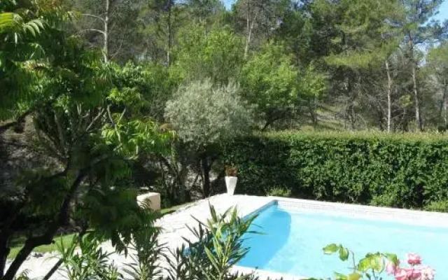 Les Restanques aux Oliviers