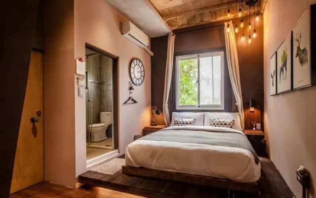 Original About Bed and Breakfast