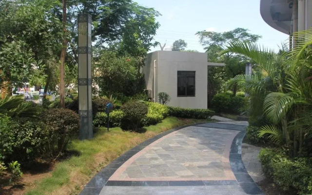 Beihai Bainian Fudi Hotel