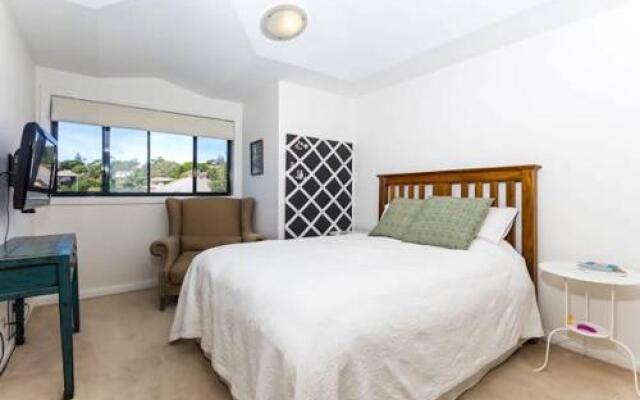 Bondi Beach Lamrock Avenue