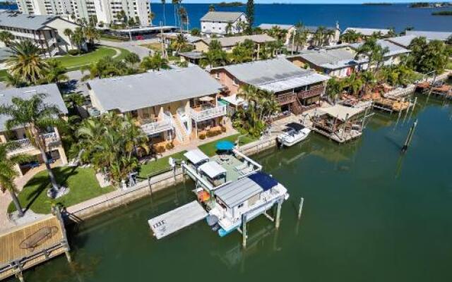 Dockside Villas A
