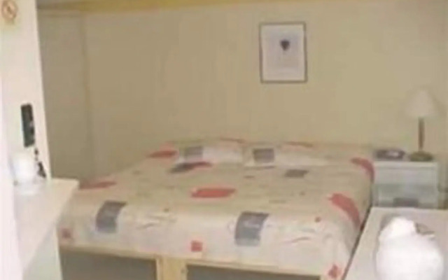 B&B Roseland