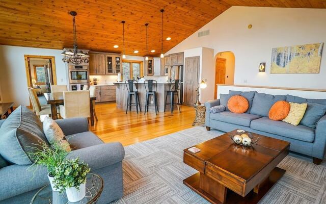 Whispering Aspens - 6 Br Home