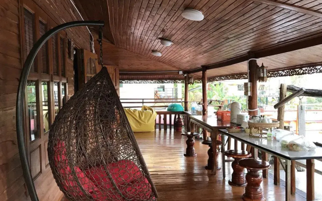 Bann Mai Sai Mhog Khao Kho