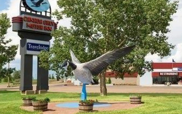 Travelodge Hanna Canada Grey